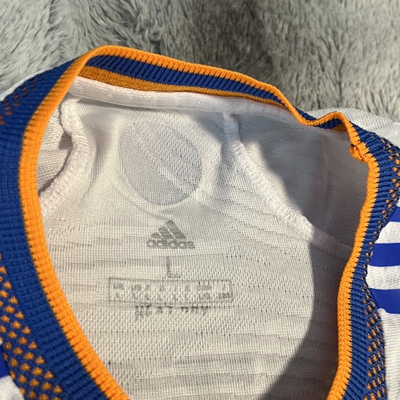 NWOT Real Madrid #9 Karim Benzema 2022 UEFA Champions League final player jersey - Picture 10 of 13